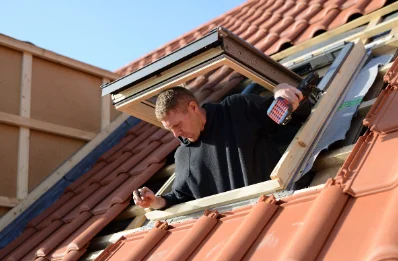 Pose de fenêtres de toit Velux à Brou